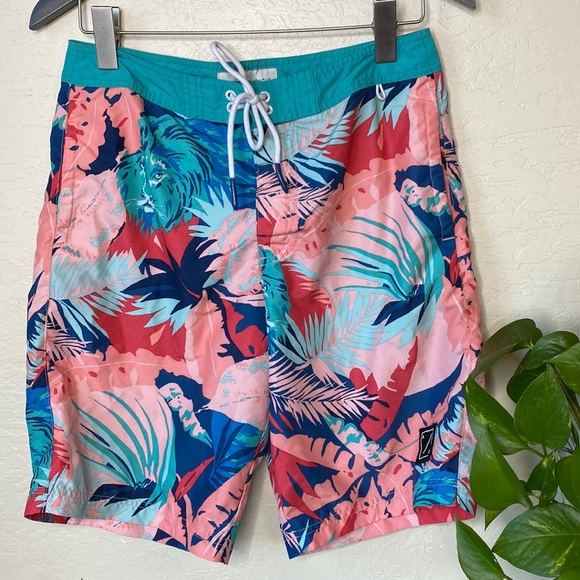 American Eagle board shorts - Picture 1 of 3